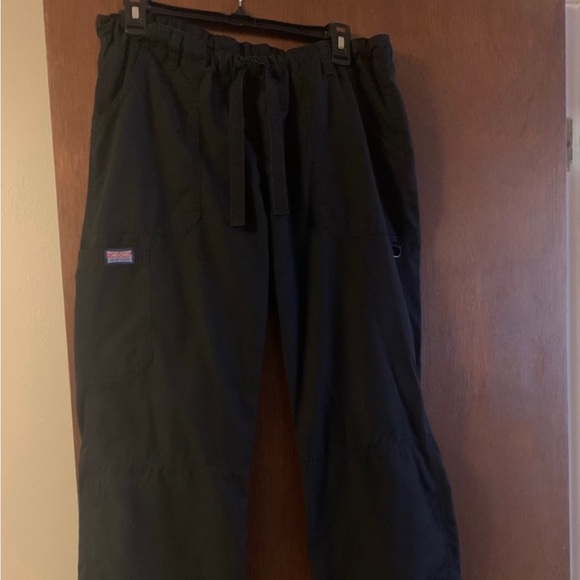 Cherokee Scrub Set - Picture 5 of 7